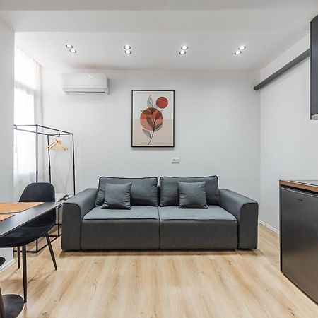Atelier Apartments By Kondo Stays Тирана Екстериор снимка