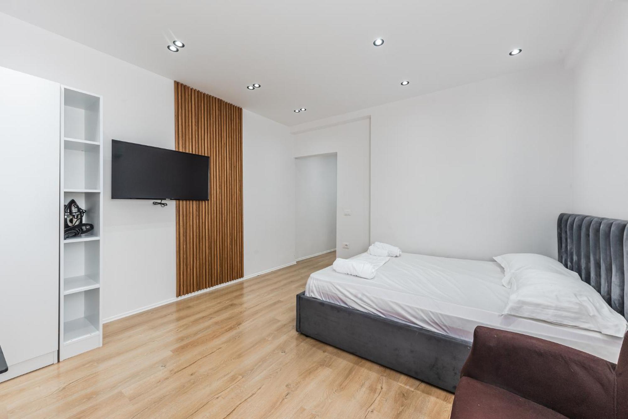 Atelier Apartments By Kondo Stays Тирана Екстериор снимка