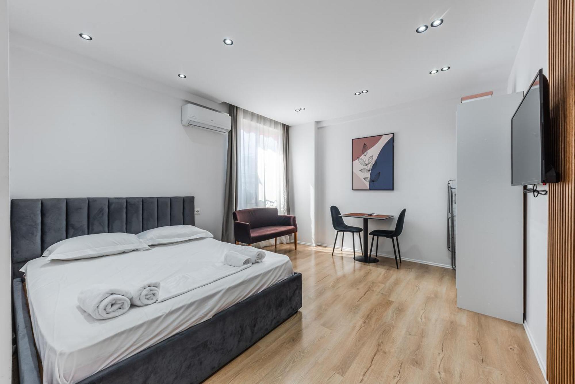 Atelier Apartments By Kondo Stays Тирана Екстериор снимка