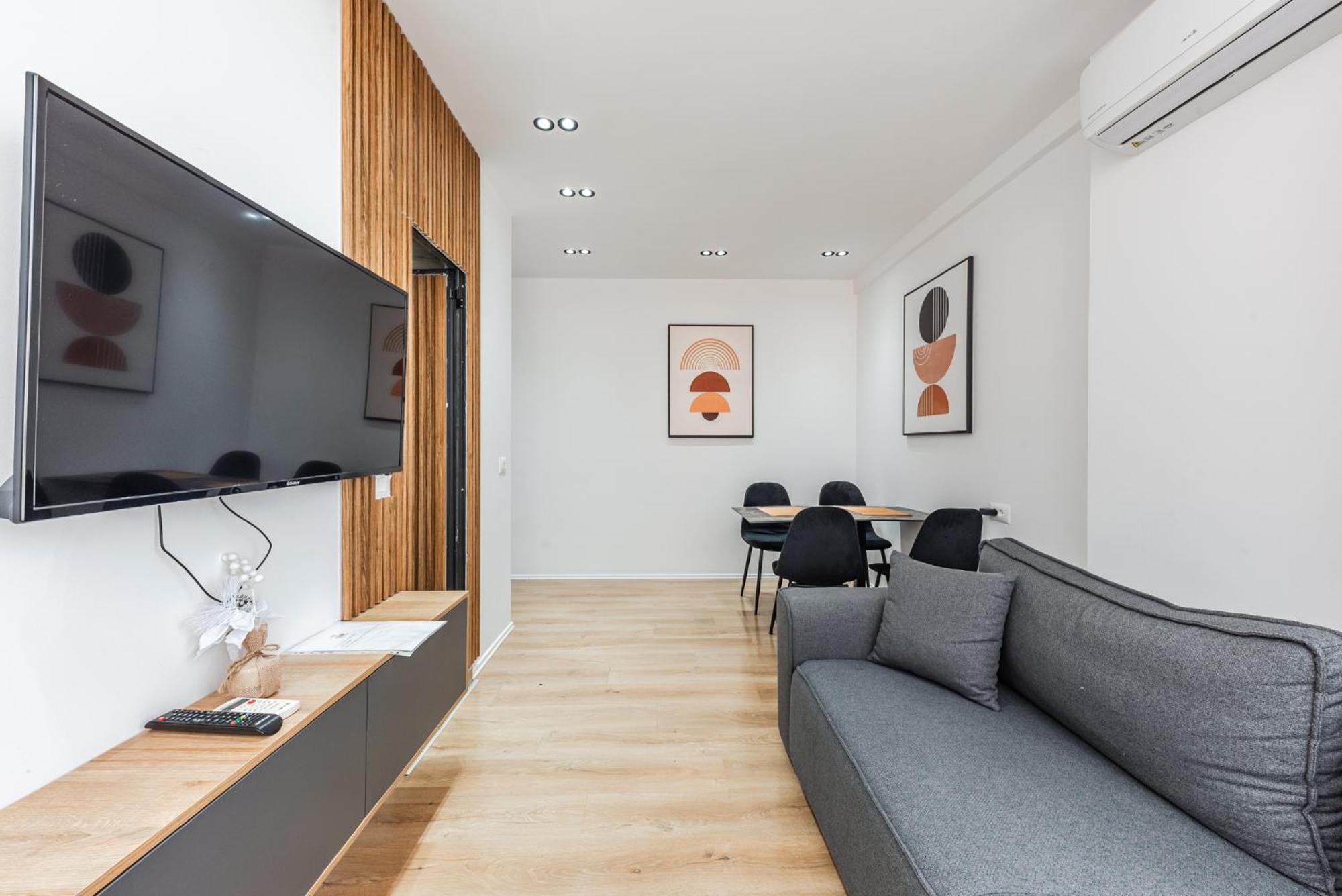 Atelier Apartments By Kondo Stays Тирана Екстериор снимка