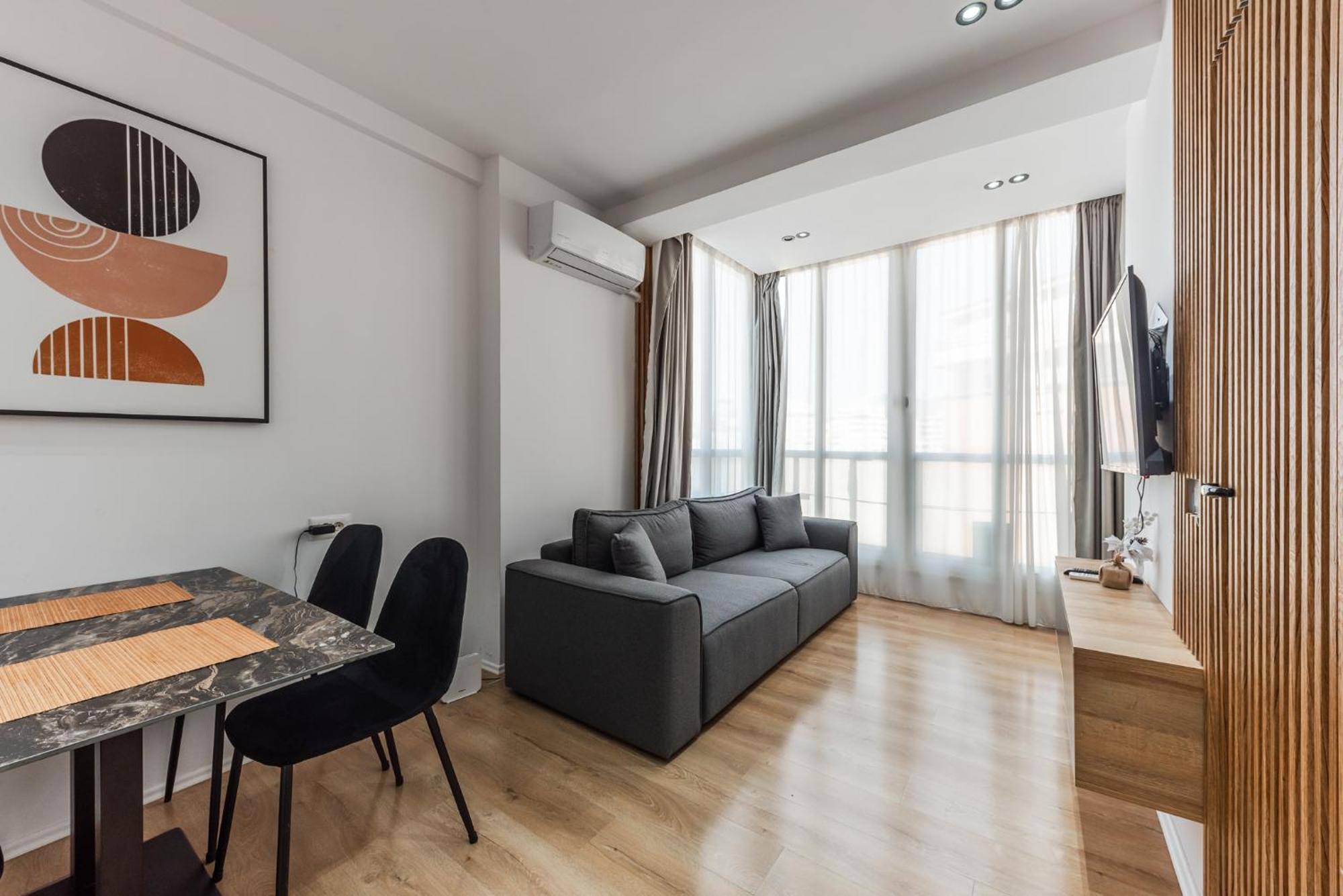 Atelier Apartments By Kondo Stays Тирана Екстериор снимка