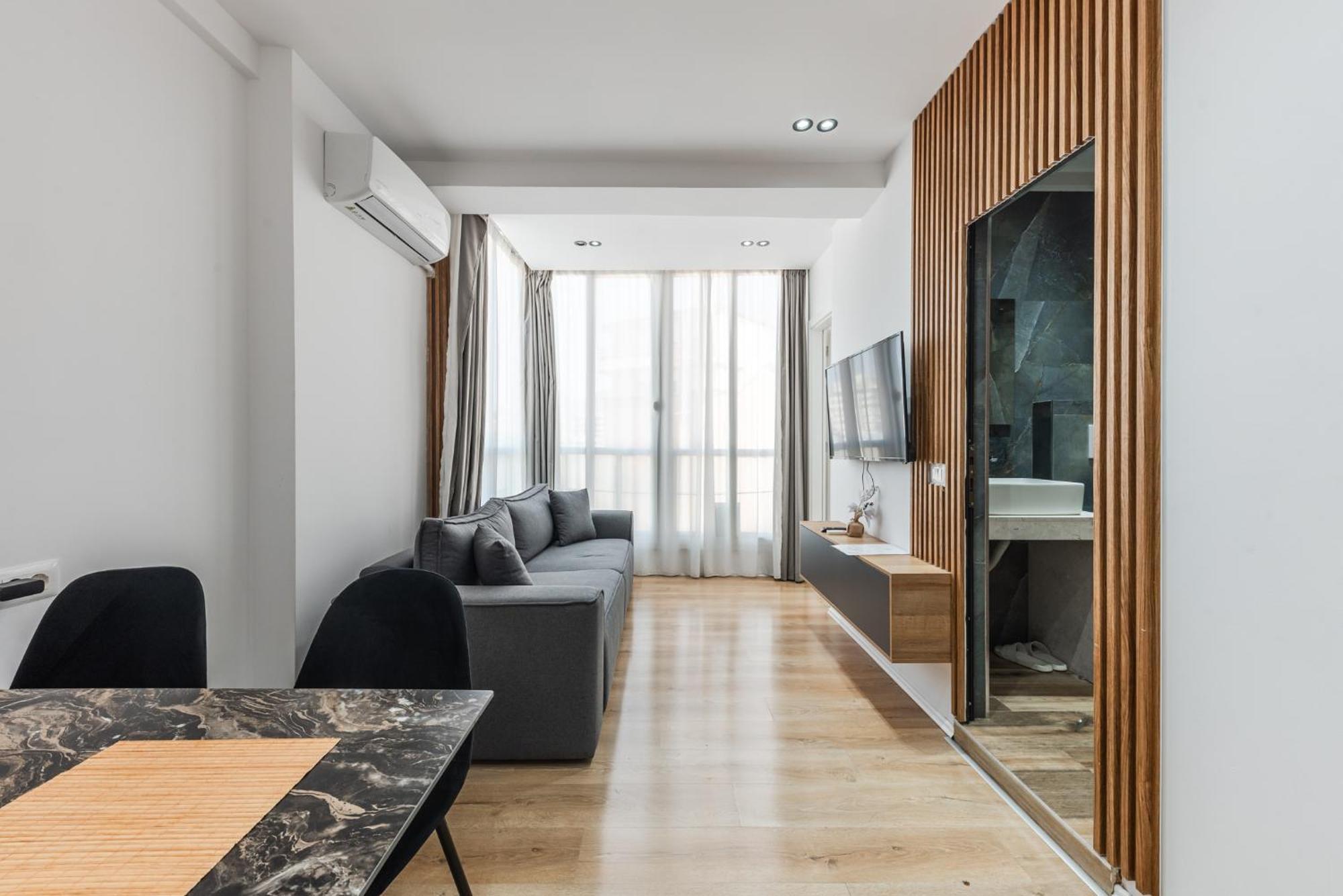 Atelier Apartments By Kondo Stays Тирана Екстериор снимка