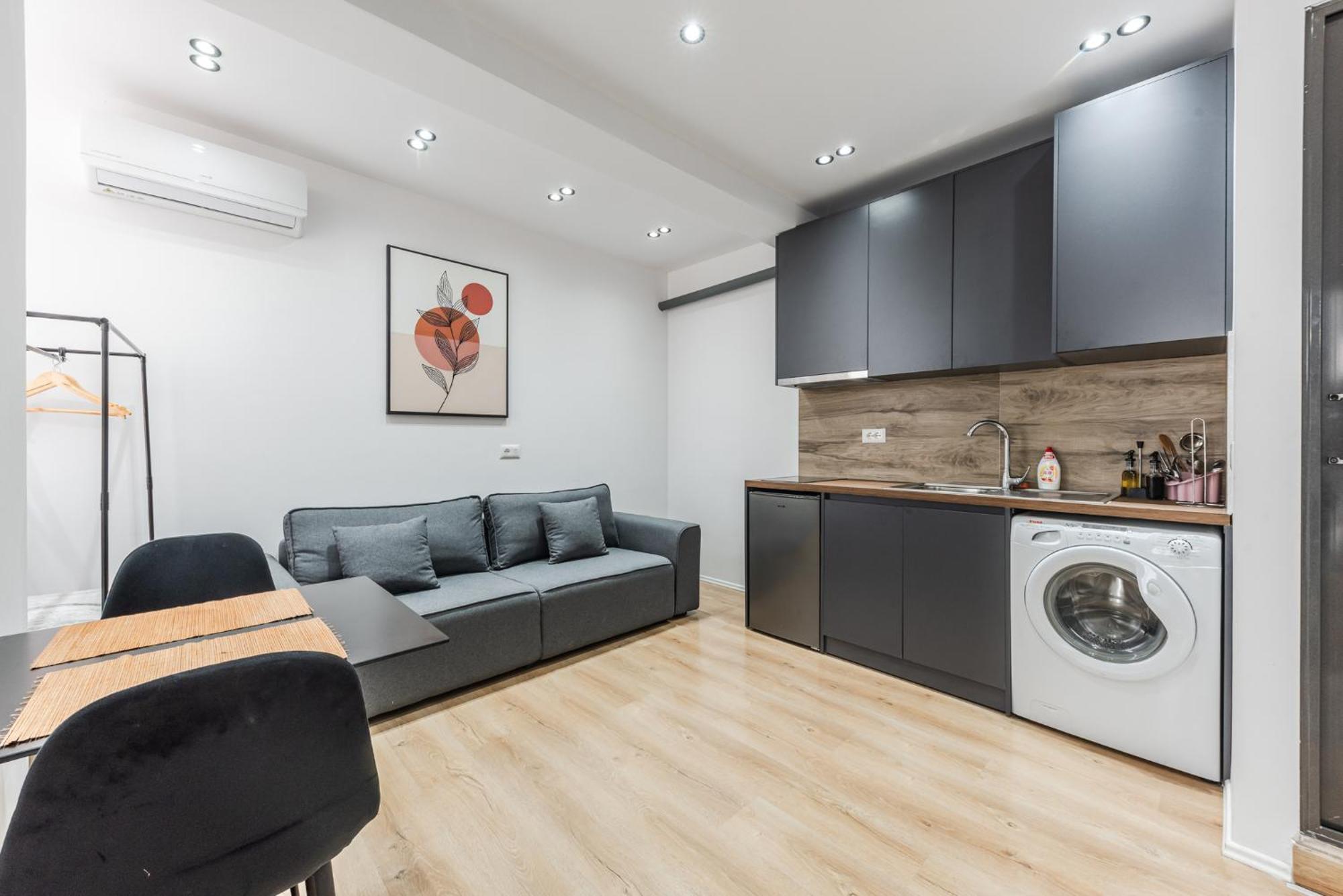 Atelier Apartments By Kondo Stays Тирана Екстериор снимка